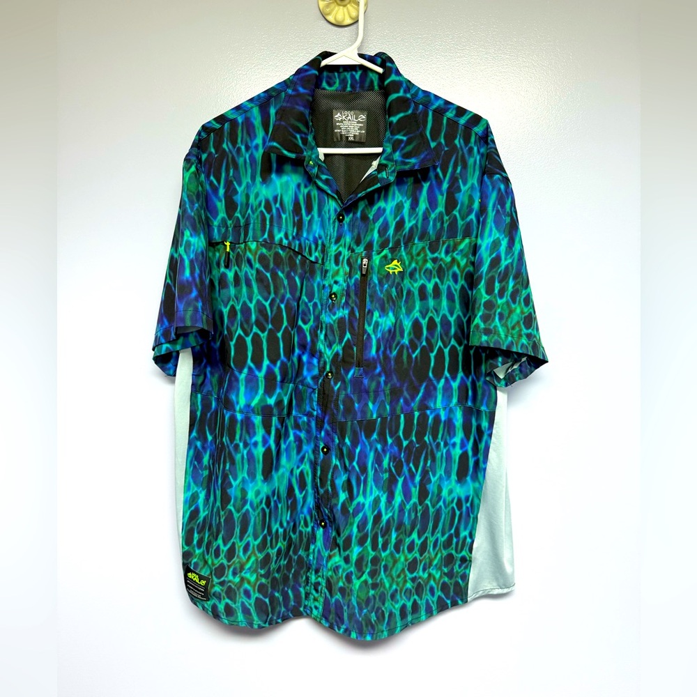 Loco Skailz Blue and Green Patterned Men's vented fishing Shirt XXL